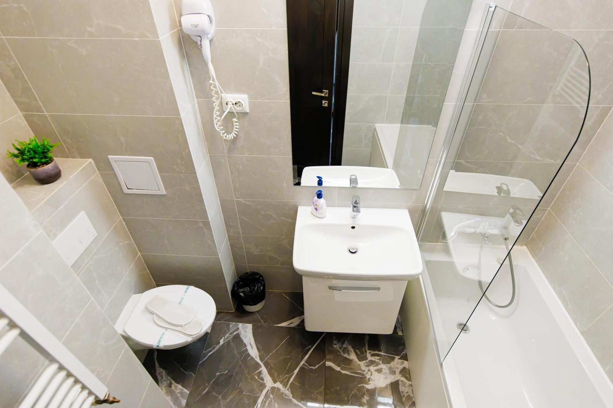 Luxury Glam Apartments Iasi At Lazar Palas Экстерьер фото