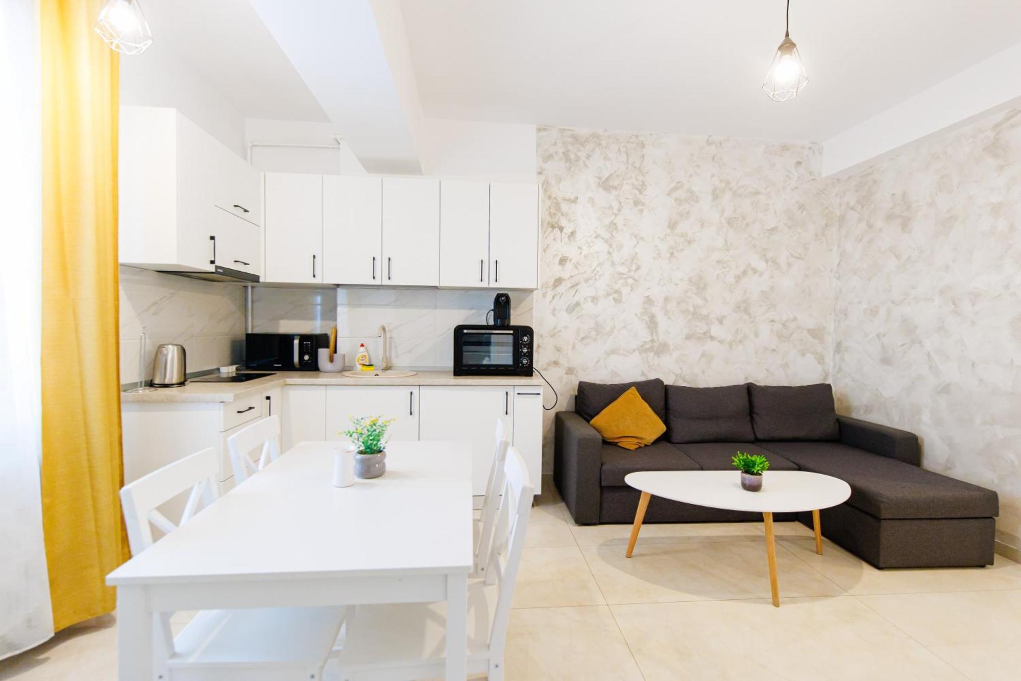 Luxury Glam Apartments Iasi At Lazar Palas Экстерьер фото