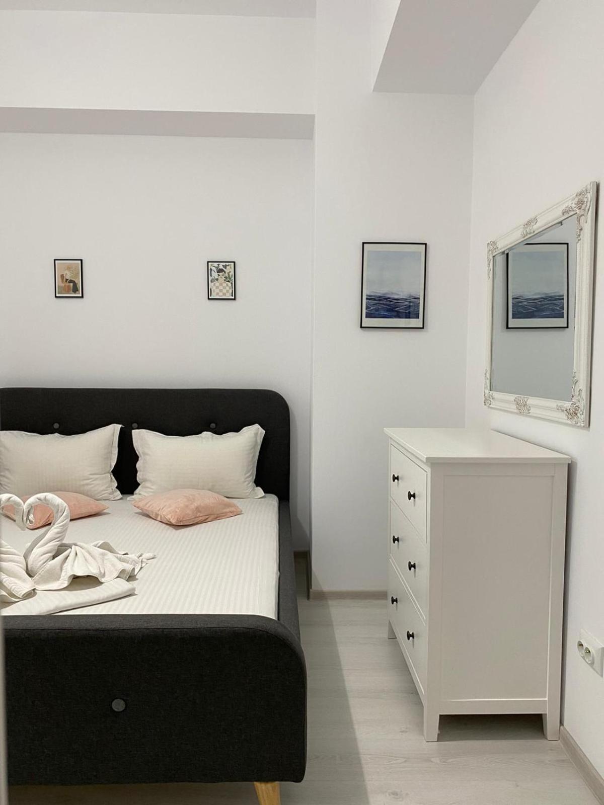 Luxury Glam Apartments Iasi At Lazar Palas Экстерьер фото