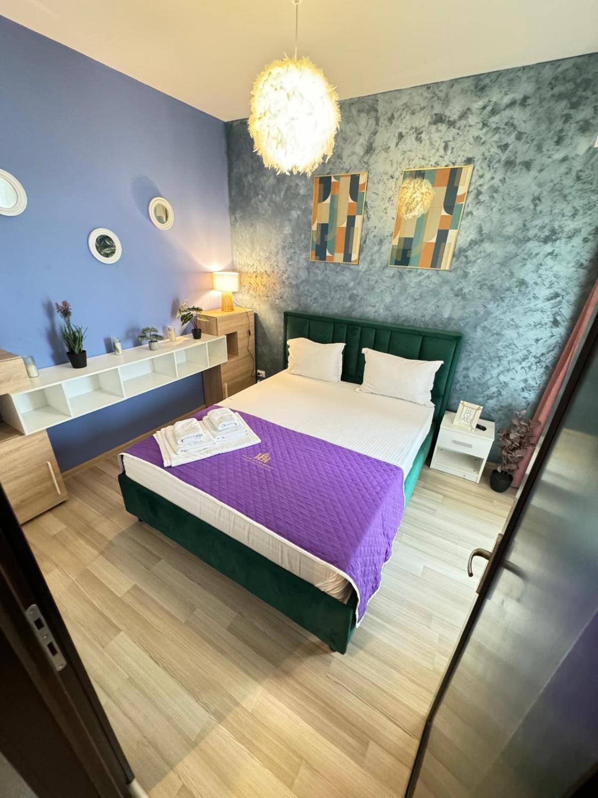 Luxury Glam Apartments Iasi At Lazar Palas Экстерьер фото