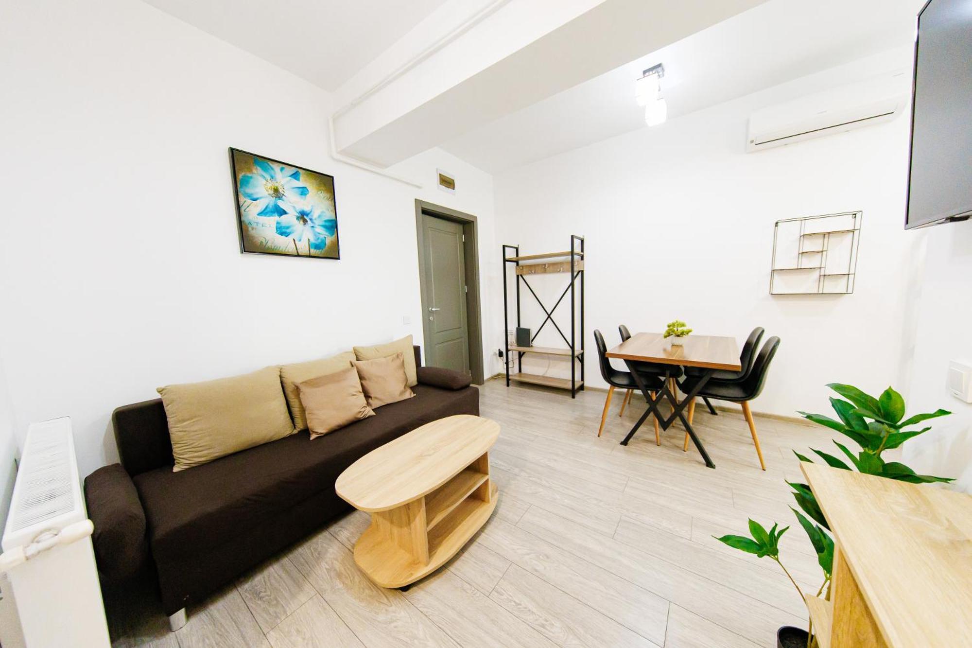 Luxury Glam Apartments Iasi At Lazar Palas Экстерьер фото